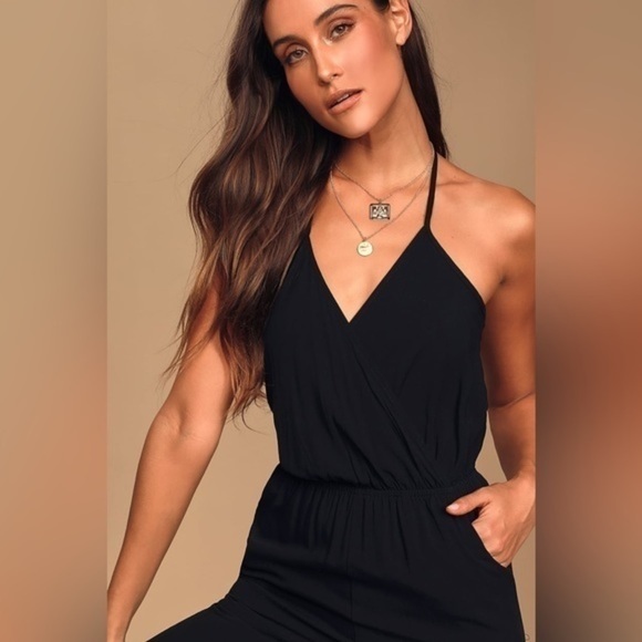 Lulu’s Learning to Fly Black Halter Jumpsuit Small S EE27 - Picture 2 of 12